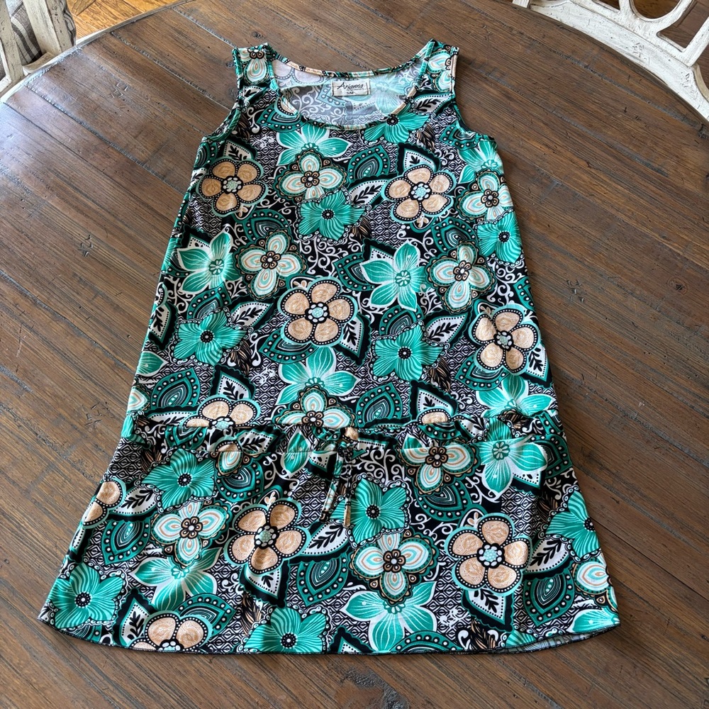 Arianna size S/M sleeveless floral dress